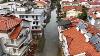 Köyceğiz Gölü taştı, ilçe Venedike döndü
