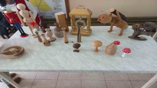 Kozanda üniversite öğrencilerinin ahşap sanatı mesaisi