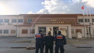 Kuşadasında hakkında 8 yıl hapis cezası bulunan şahıs yakalandı