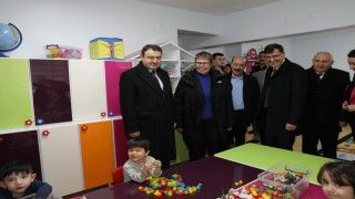 Kütahya Belediyesi Gündüz Çocuk Bakımevi yeni yerinde hizmete açıldı