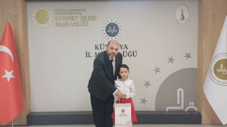 Kütahyada 4-6 yaş Kuran Kursu öğrencileri İstiklal Marşı Yarışmasında dereceye girdi