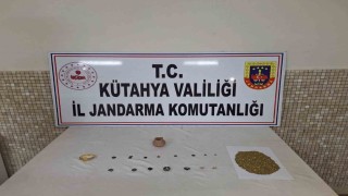 Kütahyada jandarmadan tarihi eser operasyonu
