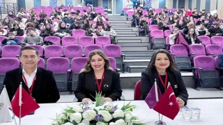 Kütahyada Liseler Arası Münazara Yarışmasının finali büyük heyecana sahne oldu