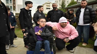Lvbel C5, Atakumda özel bireyler ile buluştu