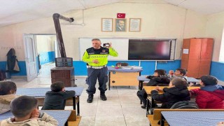 Malazgirtte 52 öğrenciye trafik eğitimi