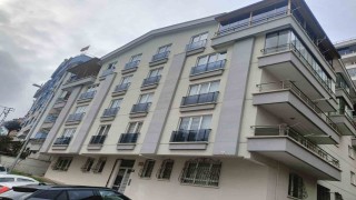 Mamaktaki toprak kayması apartmanların yıkılma riskini artırdı