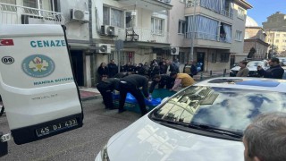 Manisada 83 yaşındaki koca eşini uyurken öldürdü