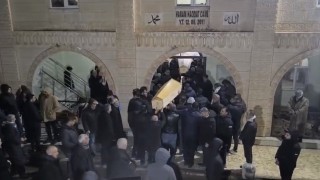 Mardindeki yangında hayatını kaybeden çift defnedildi