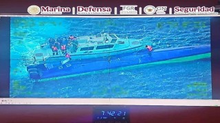 Meksika Donanması, yaklaşık 4 ton uyuşturucu taşıyan denizaltıyı ele geçirdi