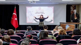 Menteşede öğrenciler ödüllerini aldı