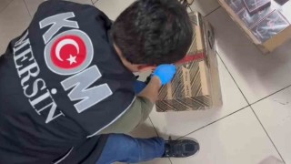 Mersinde 459 adet kaçak parfüm ele geçirildi