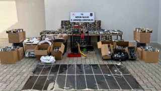 Mersinde evinde kaçak sigara üretimi yapan şüpheli gözaltına alındı