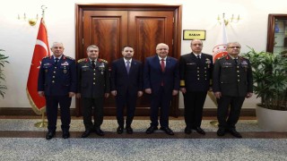 Milli Savunma Bakanı Gülerden Adalet Bakanı Gürleke hayırlı olsun ziyareti