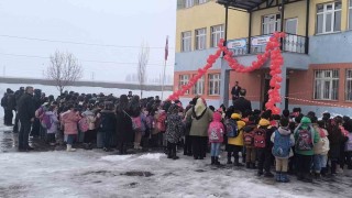 Muşta ikinci dönem Bayrak Sevgisi temasıyla başladı