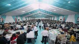 Mustafa Varank ve Can Aksoy, gönül sofrasında Esenyurtlularla bir araya geldi
