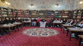Öğrenciler Aksaraydaki okuma sohbetinde bir araya geldi