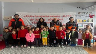 Öğrencilerden Gazzeye anlamlı okullarda afet ve yangın farkındalık eğitimi verildi