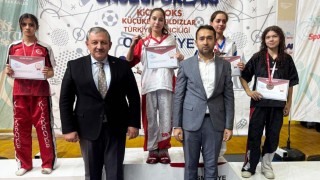 Osmaniye'de Okul Sporları Kick Boks Heyecanı