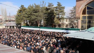 Oltuda motosiklet kazası: 1 ölü, 1 yaralı