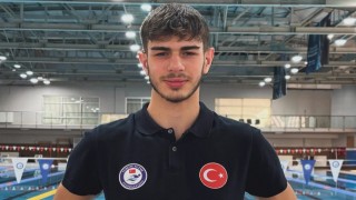 OMÜlü yüzücüden Antalyada madalya yağmuru