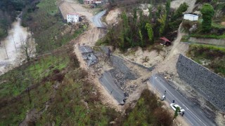 Ordu-İç Anadolu bağlantı yolundaki heyelan havadan görüntülendi