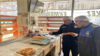 Osmanelinde ramazan pidesine gramaj denetimi