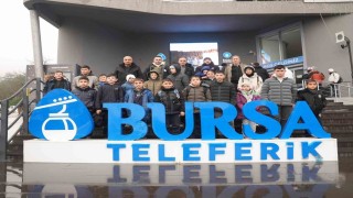 Osmangazi Belediyesinden çocuklara Uludağda kayak sürprizi