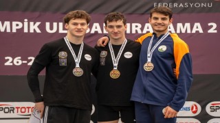 Osmangazi Belediyesporlu Arda Meriçten bronz madalya