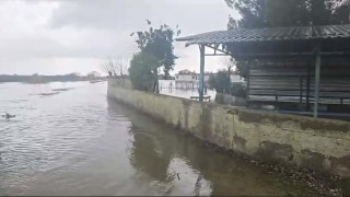 Osmaniyede afet konutlarına su dolmasının nedeni menfez yıkımı