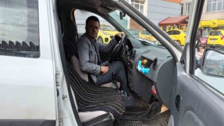 Otomobilini 50 gram altın karşılığında satışa çıkardı