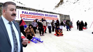 Palandöken Belediyesinden renk katan kızak keyfi