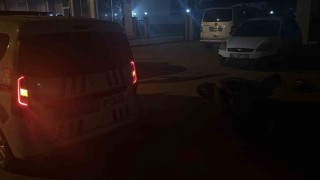 Polisten kaçan motosikletli kuryeden uyuşturucu çıktı