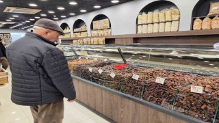 Ramazanın vazgeçilmezi hurmaya yoğun ilgi