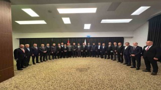 Rektör Karamustafa Anadolu Üniversiteler Birliği İstişare Toplantısına katıldı