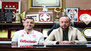 Rey Manaj yeniden Sivassporda