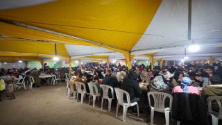 Şahin, vatandaşlarla iftarda buluştu