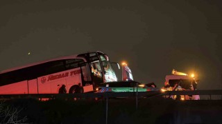 Sakaryada Anadolu Otoyolunda 16 araçlık zincirleme kaza: 14 yaralı