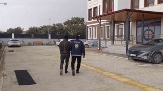 Samandağda hapis cezasıyla aranan 2 kişi yakalandı