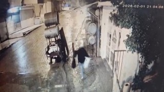Şanlıurfada 100 bin lirayı çalan şüpheli kameraya yansıdı