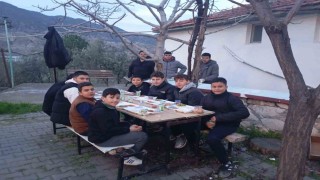 Sarıcakaya Müftüsü Altunbaş, Mayıslar Mahallesinde iftar sofrasına konuk oldu