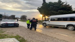 Sinopta jandarmadan okul çevrelerinde huzur ve güven uygulaması