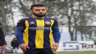 Söğütspor 3 futbolcuyla yollarını ayırdı