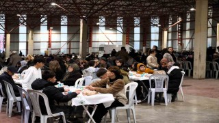 Söğütte geleneksel iftar sofrası