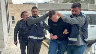 Sokak ortasında tüfekle bir kişiyi yaralayan şahıs yakalandı