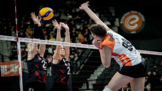 Sultanlar Ligi: Eczacıbaşı Dynavit: 3 - THY: 0