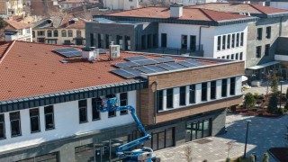 Suriçi Çarşısı yeşil enerjiyle aydınlanıyor
