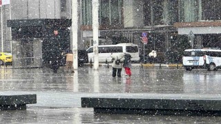 Taksimde kar yağışı etkili oldu