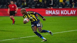 Talisca, gollerine kupada da devam etti