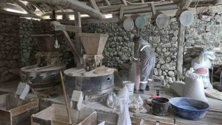 Tarihi değirmen suyun gücüyle 300 yıldır ayakta