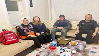 Tavşanlı AFAD gönüllüleri depremzede aileleri yalnız bırakmadı